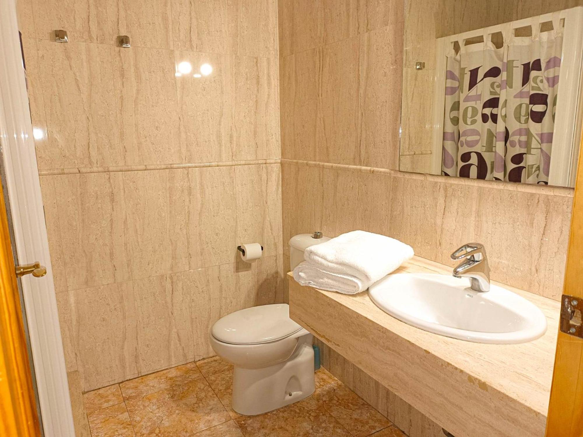 Hostal Gran Via Levante Torrevieja Exterior photo